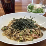 オープンカフェ まるごとやまなし館 - 