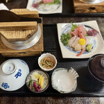 Kamameshi Kusama - 五目釜飯の刺身セット