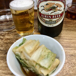 豚の味珍 - 辣白菜