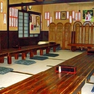 お座敷席でゆったりと♪