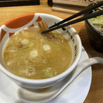 ラーメンにっこう - メンマも沈めて❤️