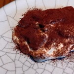 ピッツェリア イル スオーノ スコッレ 22 - ティラミス 900円