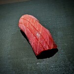 千葉たかおか - 本鮪  ( 銚子、130kg、延縄 )の腹の中トロ