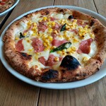 Trattoria e Pizzeria LUNETTA - ピッツァマイス1,750円