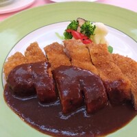 ブラッスリー ドンピエール - 