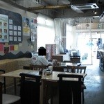 魚屋カフェ 濱の市 - 201307　濱の市　店内⇒