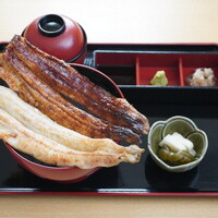 極み 紅白うな丼（２尾）