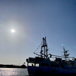 SAKATANTO - 漁船と海と太陽✨