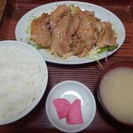 盛岡食堂 - 豚バラ定食