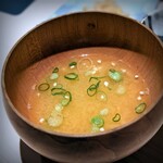 千葉たかおか - お味噌汁 ( 車海老の頭と鮪節と昆布出汁、自家製味噌 )