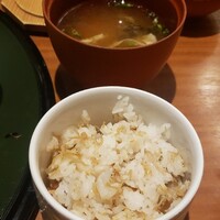銀座瀬里奈 - 味噌汁・じゃこご飯