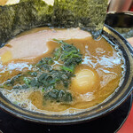 豚骨醤油ラーメン 王道家 - 