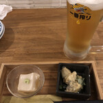 瀬戸内鮮魚と串焼き UZU - 生ビールとお通し