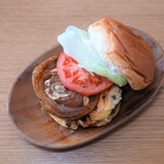 淡路島バーガー - ベーコンチーズバーガー　￥1,200