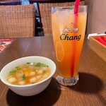 タイ料理スィーデーン - スープ、ジュース