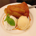 パルファン - りんごのカトルカール　530円税込