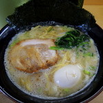 麺屋 達 - ラーメン並盛(650円)＋セット(のり３枚＋たまご)100円