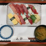 水神 - 握り寿司1.5人前
