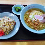 カネチャンラーメン - 冷っこいらーめんとミニチャーハンセット