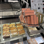 DEAN & DELUCA - 