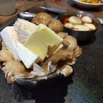 ChikuTaku - キノコのホイル焼き、にんにくごま油揚げ