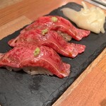 Azabu Juuban Yakiniku Kintan - 肉寿司一人１貫