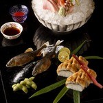 Kyouryouritakeshima Ichigo - 夏の料理の一例。鮎の塩焼きや鱧落としなど、季節の味が満喫できる