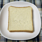 ブーランジェリー スドウ - キメが細かい食パンです。