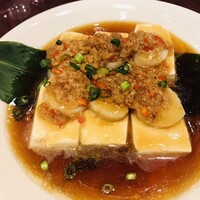 萬珍樓 本店 - ホタテと豆腐の重ね蒸しXO醤ソース
