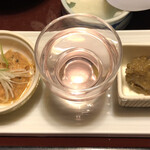 Oiwake Onsen - 夕食（あん肝、食前酒、ばっけみそ）