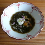 もずく酢　山芋・なめこ・穂紫蘇も入っています