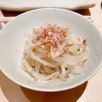 地葉 栄 - もやしの和え物