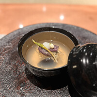 懐食みちば - ③九十九里浜直送 ハマグリ真薯 どんこ わらび　のお椀