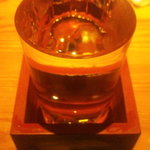 厨 一里 - 日本酒・１合こぼれ