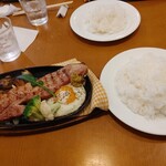 やまちゃんち - ベーコンステーキとライス（大盛）