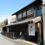NIPPONIA HOTEL 竹原 製塩町 - NIPPONIAの宿点在、町並みに馴染む
