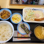 松屋 - 料理写真:ソーセージエッグ定食