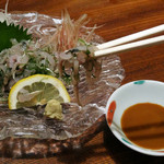 船頭寿司 - エツの刺身を辛子醤油でいただきます
