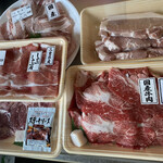 松阪肉 丸賢 - 別の日に買った品:松牛350g牛ばら＋豚肉しゃぶしゃぶ用、国産豚バラ肉、トンテキ用豚肉3枚、国産牛ステーキ