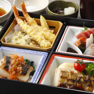松花堂弁当