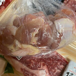 松阪肉 丸賢 - 鶏ももg150円スーパーよりは少しお高めですが味は良い◎