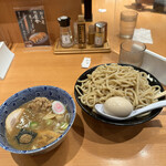 201359205 - 『特製つけ麺＋大盛り』　1180円