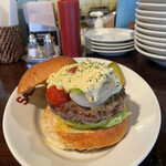 GRILL BURGER CLUB SASA - "限定10食"
      【4月のMonthly Burger】
      『春野菜のグリルタルタルBurger¥1,150』
      ※平日ランチは、ソフトドリンク付