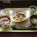 Minatokuyakushoresutorampoto - ヘルシーランチ（野菜たっぷり水餃子）
