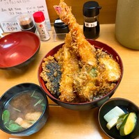北新地 天富 - 上天丼　漬け物ガチ美味しかった