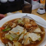 味香源 - 五目刀削麺