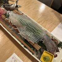 対馬のどぐろとイカ活き造り 博多 魚蔵 都ホテル店 - 