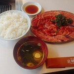 京城園 - 焼肉ランチ(焼肉大盛)