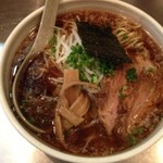 はな火屋 - 醤油ラーメン 中盛サービス 650円