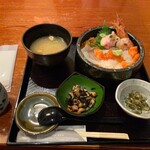 すし土風炉 - ★漁師丼（1078円税込）★